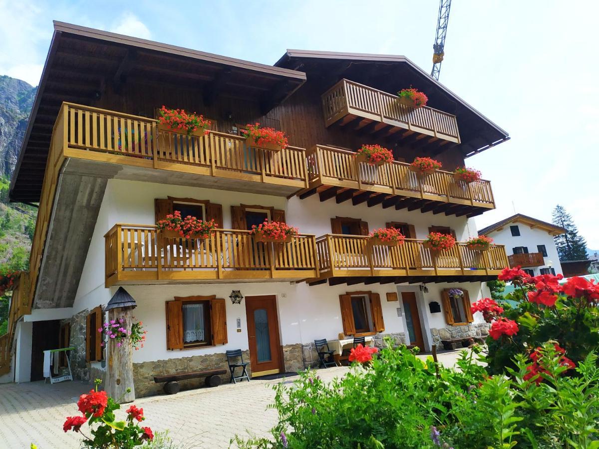 Residence Marmolada روكا بييتوري المظهر الخارجي الصورة